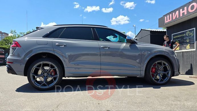 23" оригінальні літні колеса Audi RSQ8/SQ8/Q8 RS Design (4M8601025BG)