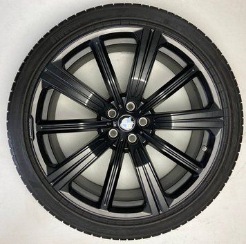 22" оригинальные разноширокие летние колеса BMW X5 G05 X6 G06 X7 G07 749М style Performance (6883767/6883768)