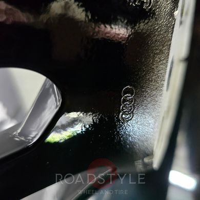 20" оригінальні диски Audi RS5 RS4 RS7 A5/S5 A7/S7 A8/S8 Q7/SQ7 Q8/SQ8/RSQ8 E-Tron (8W0601025CN)