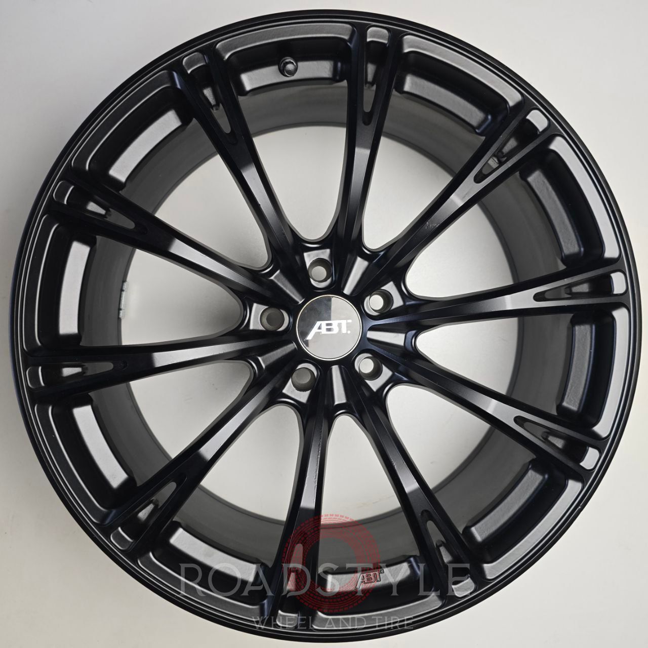 ABT 20インチ Audi A4に使用 20