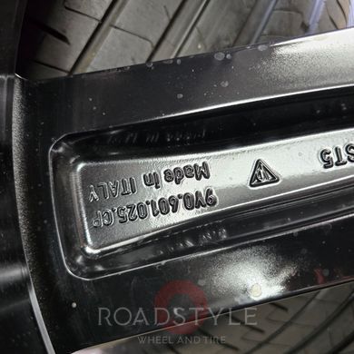 22" оригінальні літні колеса Porsche Cayenne Coupe 9Y3 (9Y3601025BK/9Y3601025CP)