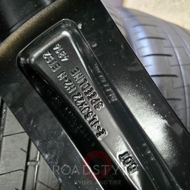 22" оригінальні літні колеса Porsche Cayenne Coupe 9Y3 (9Y3601025BK/9Y3601025CP)