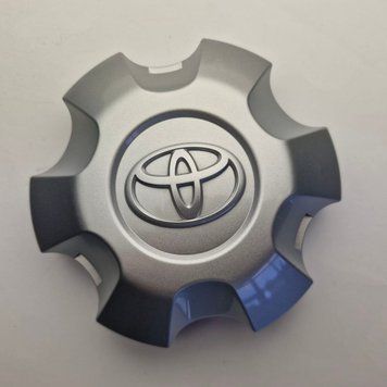 A set of original Toyota /Lexus
