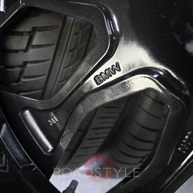 22" оригинальные разноширокие летние колеса BMW X5 G05 X6 G06 X7 G07 913M Style (6895935/6895936)