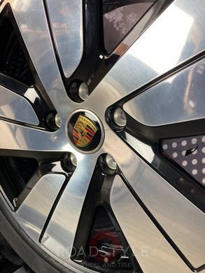 19" зимові колеса Porsche Taycan S Aero (9J1601025B/9J1601025C)